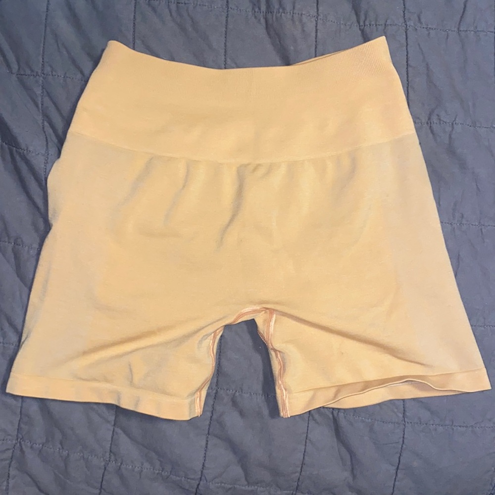 Alphalete Cheeky Coral shorts